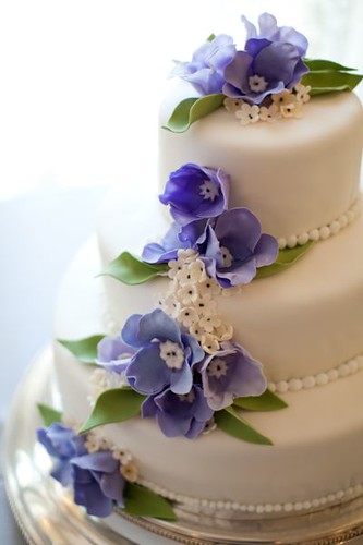 Ivory Wedding Cake
