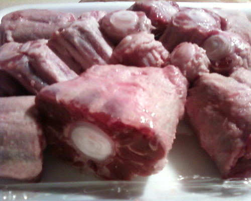Making oxtail stew