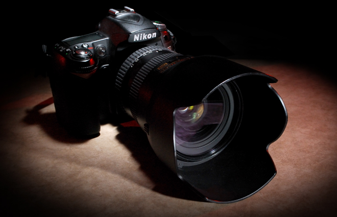 Nikon D90 w/17-55mm f/2.8 lens