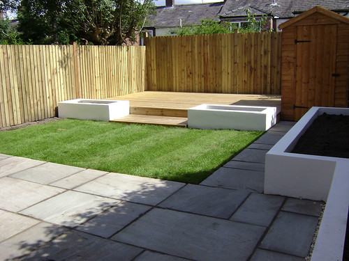 Macclesfield Decking and Paving  Image 1