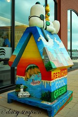 Dog Gone Green Snoopy House