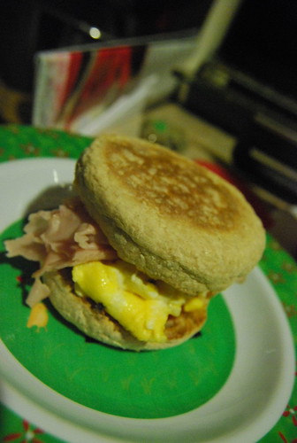 Egg and ham English muffin sandwich