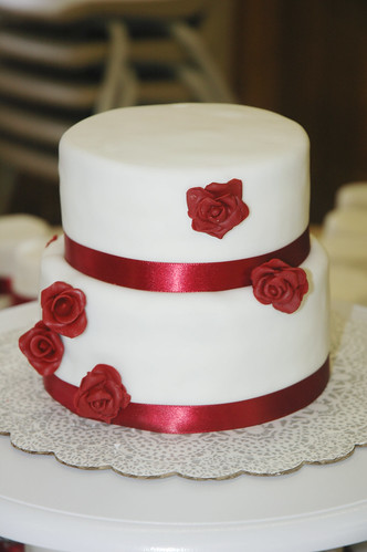 2 tier wedding cakes ideas