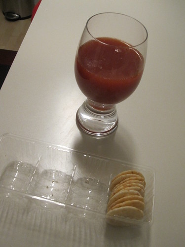 tomato juice with crackers