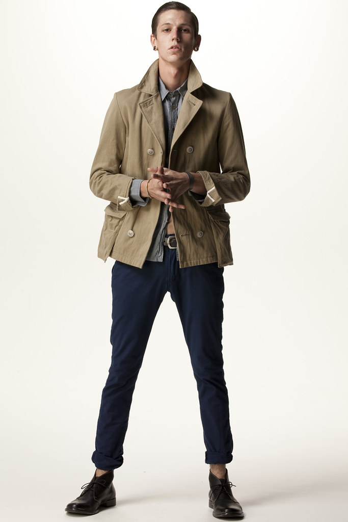 FACTOTUM HOMME 2011 SS 013_Tommy Cox
