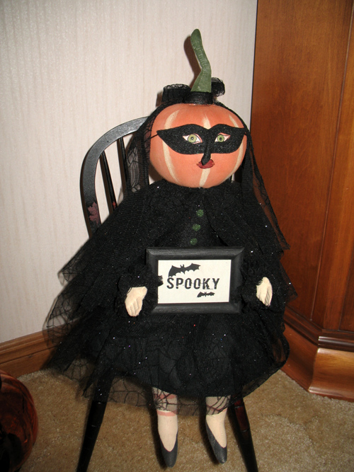 Spooky Lady (1)