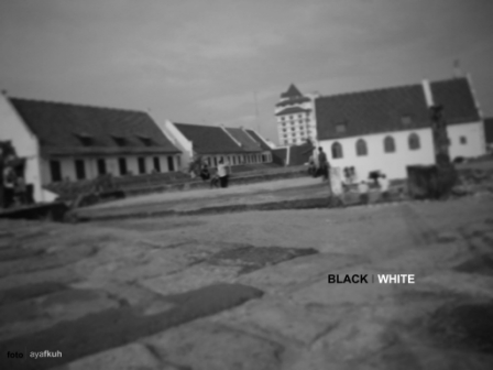 black I white