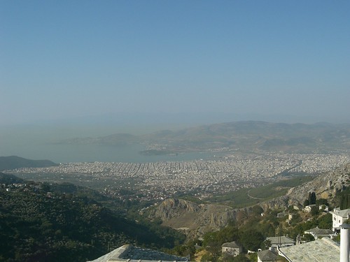 view of volos from makrinitsa pelion