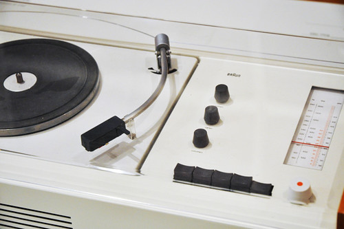dieter-rams-less-and-more-exhibition-design-museum-10