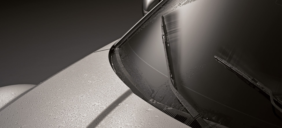 Rain-sensing windshield wipers Mazda RX-8