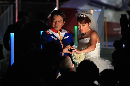 Wedding ceremony w/ Odaiba Gundam