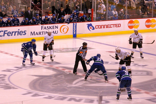 Canucks vs Ducks Dec 16, 2009