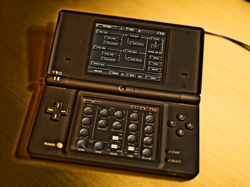 KORG DS-10 on Nintendo DSi