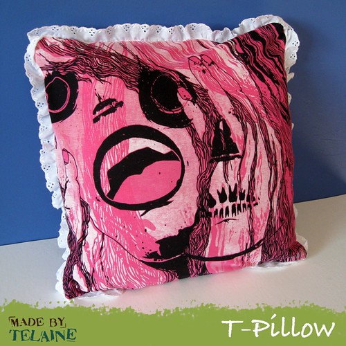 Crazy-Chic T-Pillow front
