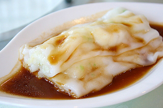 Steamed Scallop Rice Flour Roll