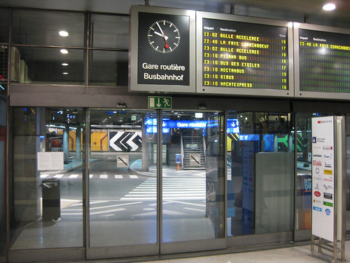Eingang Busbahnhof tpf