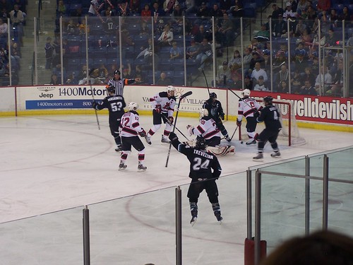 2009-10-10 - Lowell Devils Opening Night vs Worcester Sharks 150