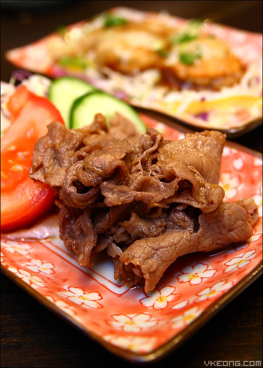 sliced-beef-with-ginger-sau