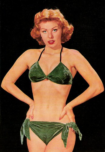 The Girl in the Green Velvet Bikini par Truus, Bob & Jan too!