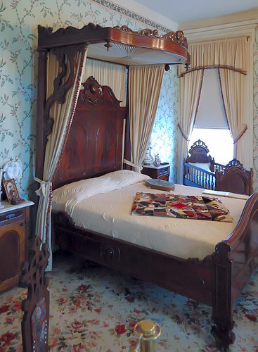 Chatillon - DeMenil House, in Saint Louis, Missouri, USA - woman's bedroom