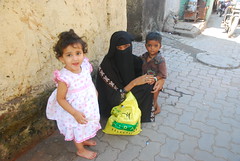 Marziya Shakir Offers Food To The Beggars On Her Birthday by firoze shakir photographerno1