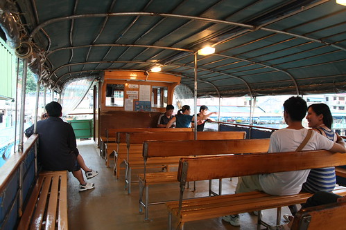 索罟灣開往香港仔的船