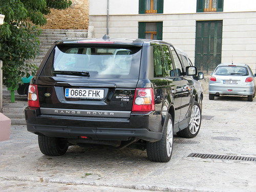 Superb Range Rover in Palma de Mallorca in Spain - Super SUV for all the right senses plus some nerves! ( October 2008 ).
