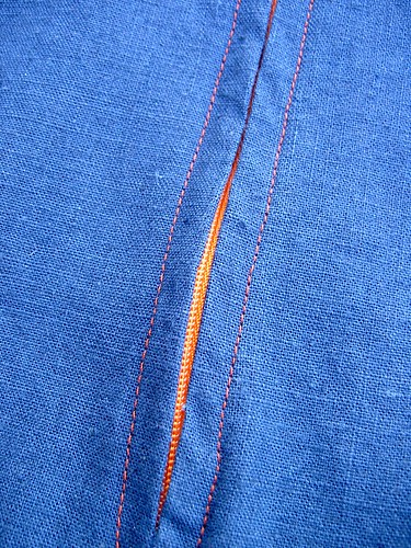 Contrast zipper