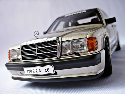 1984 mercedes benz 190e. Mercedes-Benz 190E 2.3-16