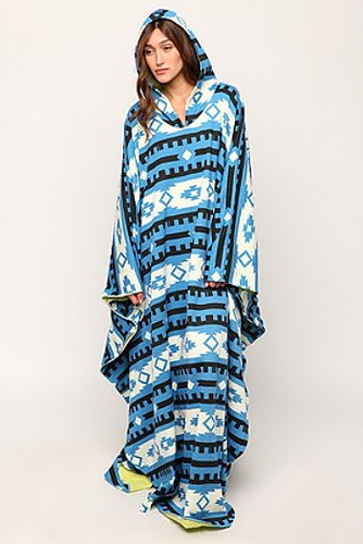 urban outfitters snuggie