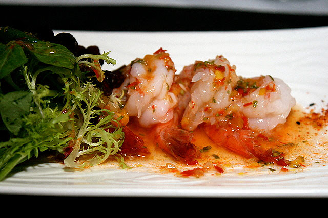 Appetiser of shrimp salad with Thai-style chili dressing