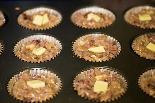 cranberry sauce muffins with white chocolate
