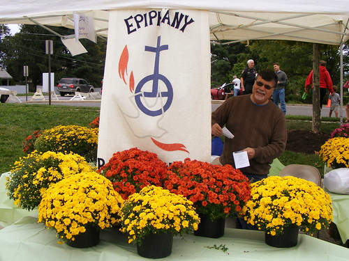 Epiphany Lutheran Plant Stand