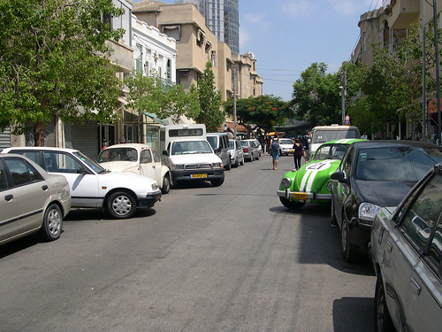 parallel parking-israeli style ©  upyernoz