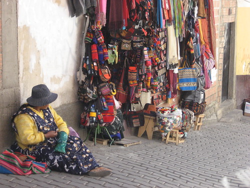 Coca Leaf Reader - Witches Market - La Paz - Bolivia