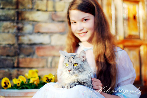 dream girl with cat