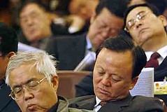 Ilustrasi Pejabat China tertidur