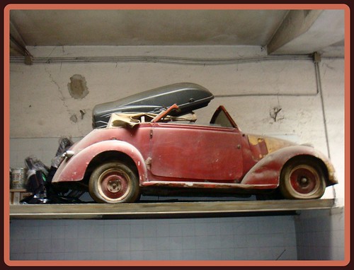 TOPOLINO FIAT CABRIOLET In un garage di napoli a 2 m da terra