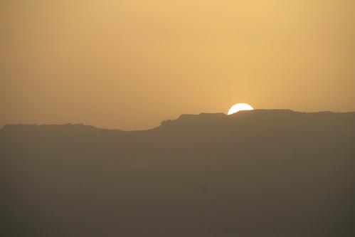 Coucher de soleil sur la montagne