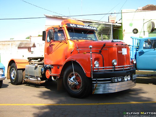 Scania 111S