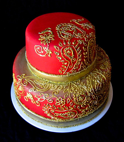 mehndi inspired cake for traditional indian themed wedding