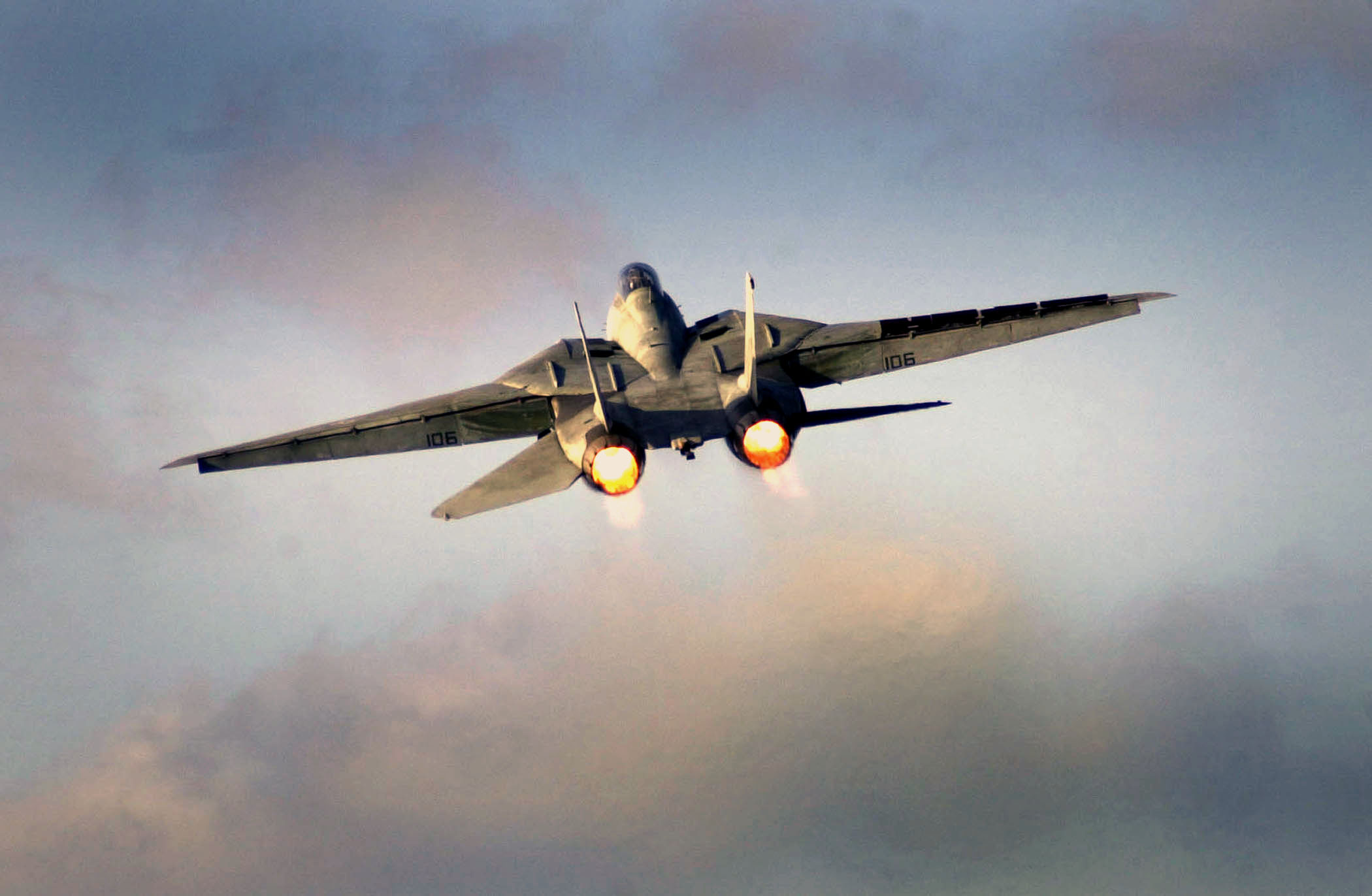 フリー画像 航空機 飛行機 軍用機 戦闘機 F 14トムキャット F 14dtomcat フリー素材 画像素材なら 無料 フリー写真素材のフリーフォト