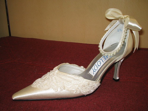 Beautiful embroidered wedding shoes.