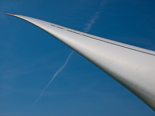 New material for longer, lighter wind turbine blades | ZDNet