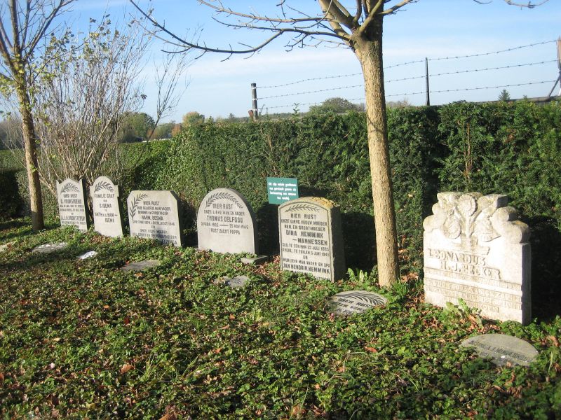 Oud-Zuilen cemetery