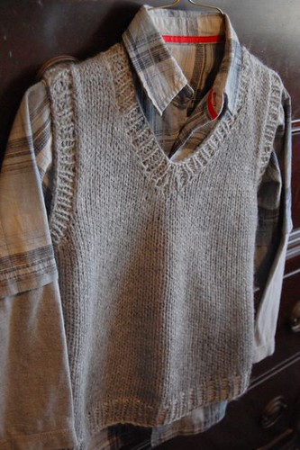 knitted vest