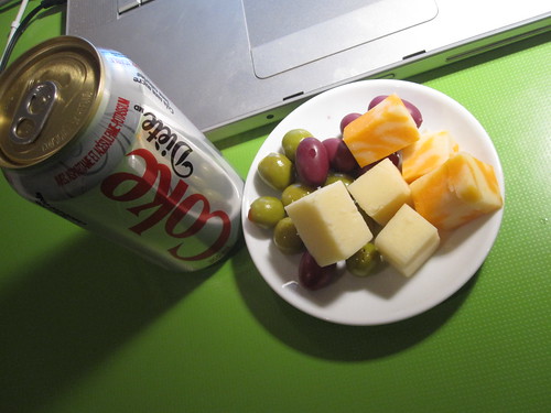 Diet Coke, olives an cheese from the bistro - free