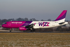 HA-LPN - Wizzair - Airbus A320-232 (A320) - Luton - 090106 - Steven Gray - IMG_5060