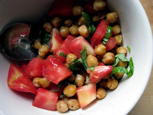 tomatoes and chickpeas