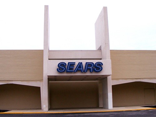 Repainting The White Oak Sears (1)